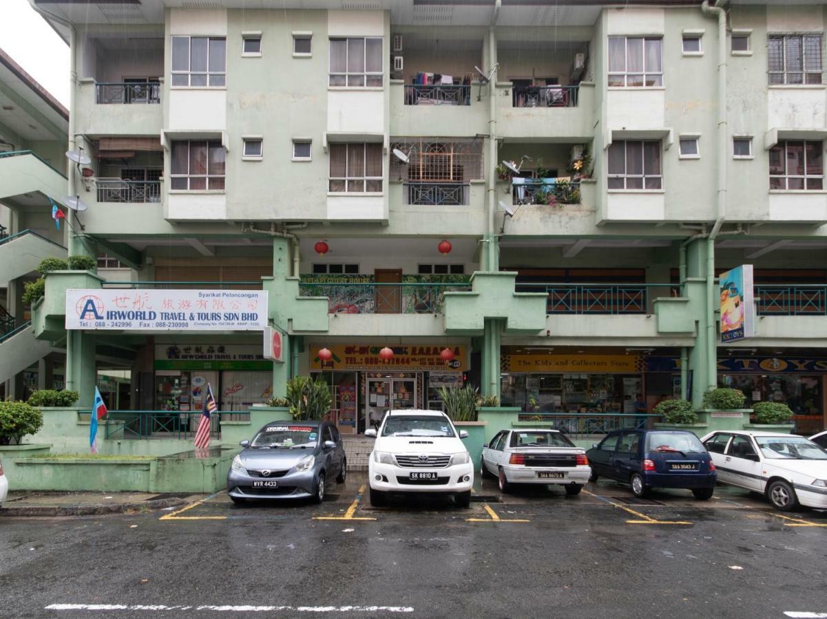 Hotel Oyo 89345 Api-Api Gh Kota Kinabalu Exterior foto