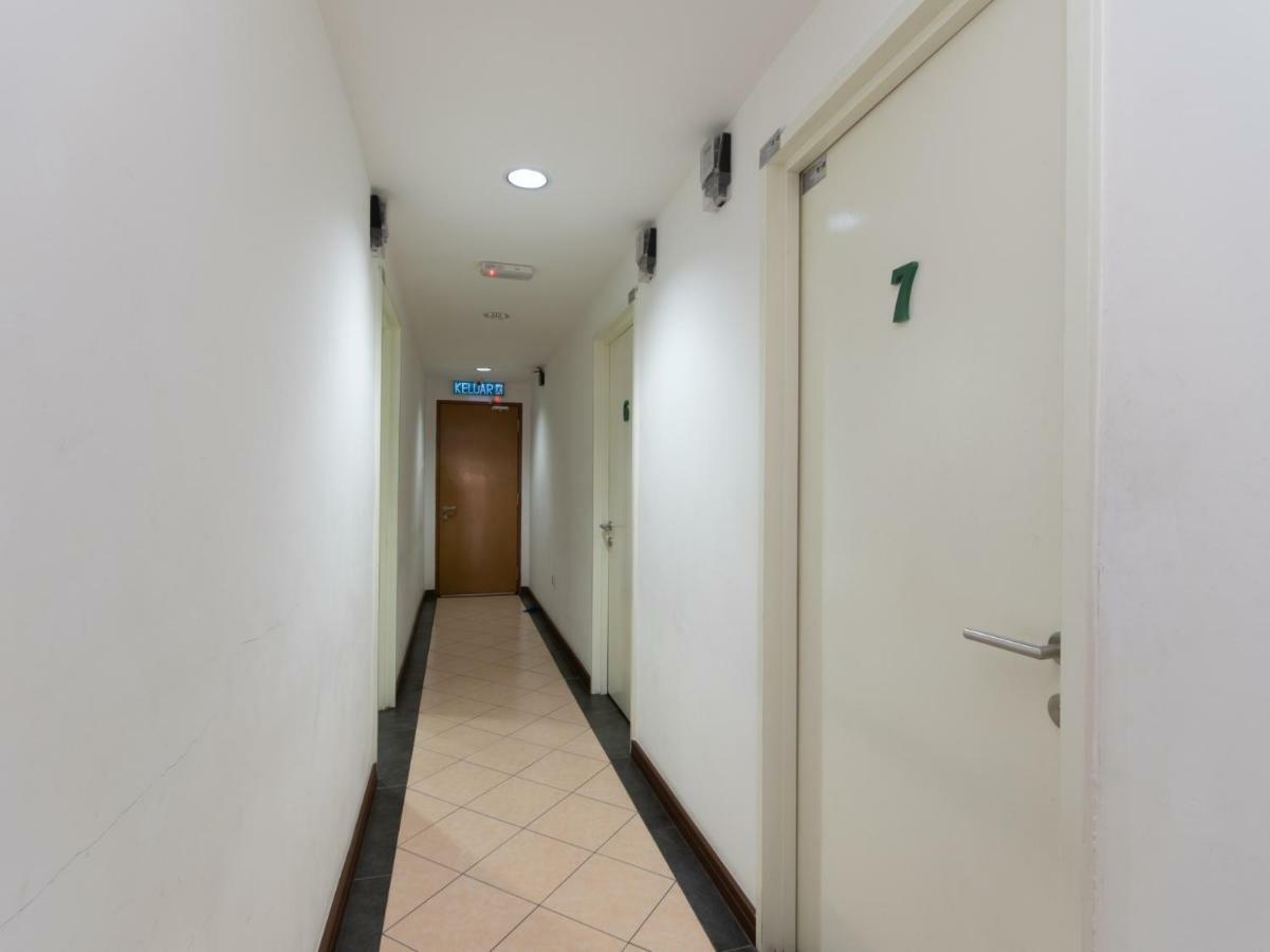 Hotel Oyo 89345 Api-Api Gh Kota Kinabalu Exterior foto